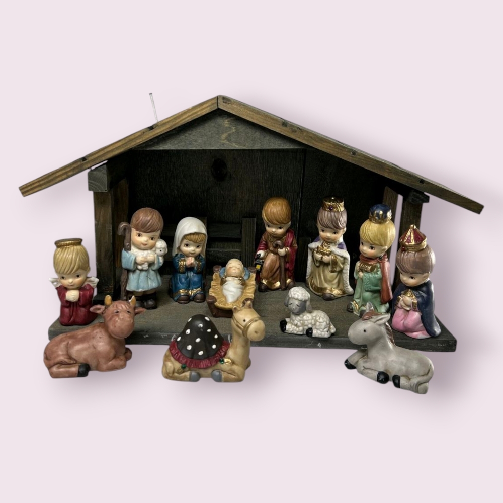 SOLD. 13pc Holiday Gatherings Porcelain Nativity Manger Scene - Picture 1 of 7